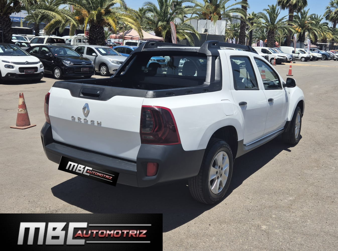 WhatsApp Image 2025-12-03 at 14.17.04 (1)